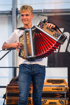 HARMONIKA (17 of 114)